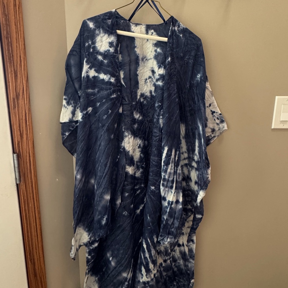 American Eagle Crinkle Fabric Tie-Dye Duster
